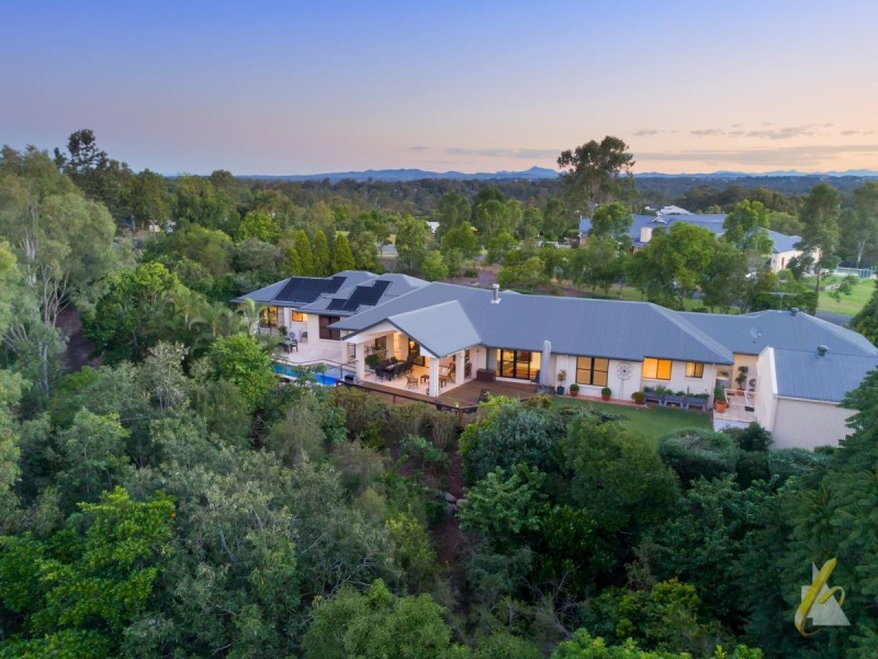 190 Brimblecombe Circuit, Pullenvale QLD 4069