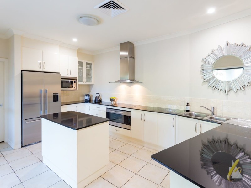 190 Brimblecombe Circuit, Pullenvale QLD 4069