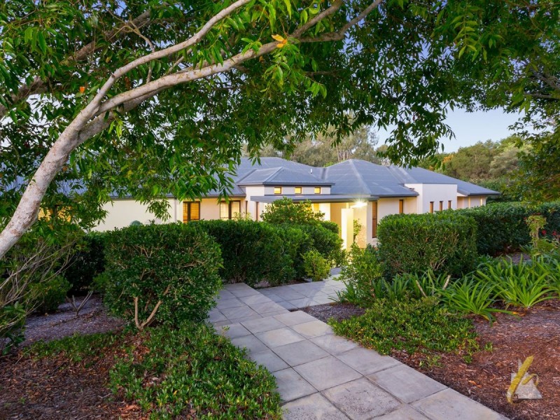 190 Brimblecombe Circuit, Pullenvale QLD 4069