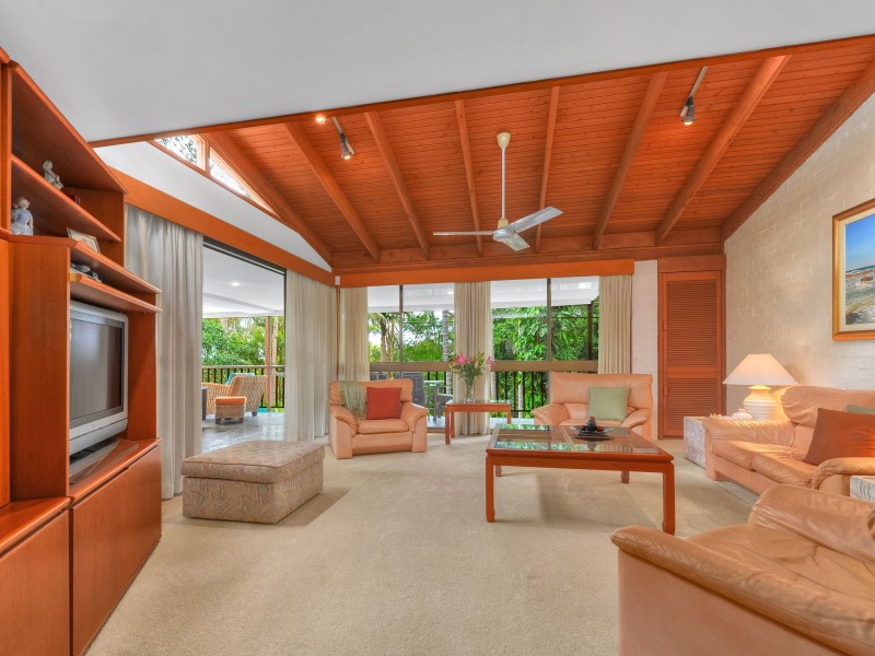 223 Pullenvale Road, Pullenvale QLD 4069