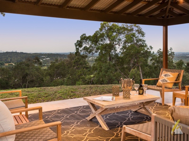 300 Old Farm Road, Pullenvale QLD 4069