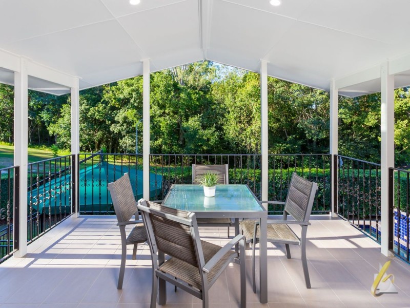 2 Ruth Miller Close, Fig Tree Pocket QLD 4069