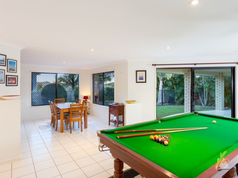 20 Nook Place, Moggill QLD 4070