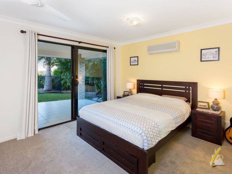 20 Nook Place, Moggill QLD 4070