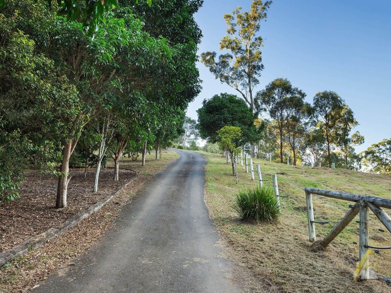 431 Lake Manchester Road, Kholo QLD 4306