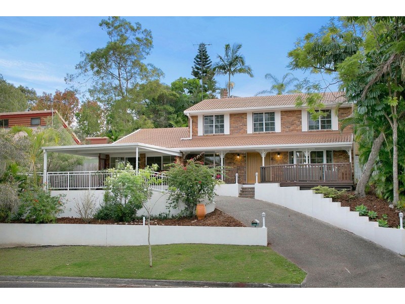 12 Nankoor St, Chapel Hill QLD 4069