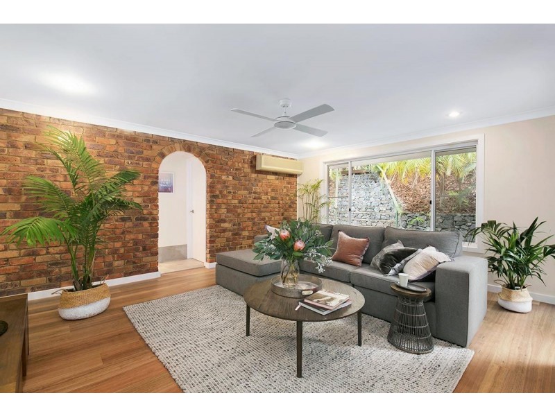 12 Nankoor St, Chapel Hill QLD 4069