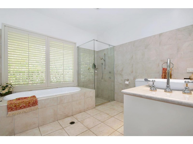 147 Huntingdale St, Pullenvale QLD 4069