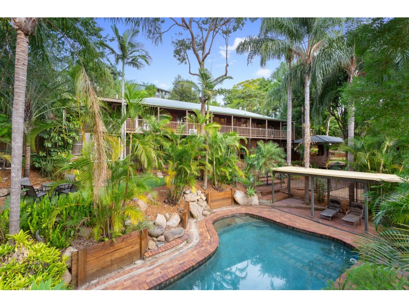 28 Sweetgum St, Bellbowrie QLD 4070