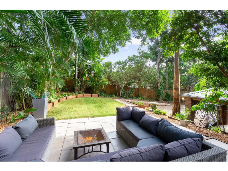 28 Sweetgum St, Bellbowrie QLD 4070