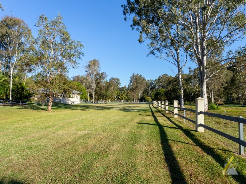 105 Riversleigh Road, Bellbowrie QLD 4070