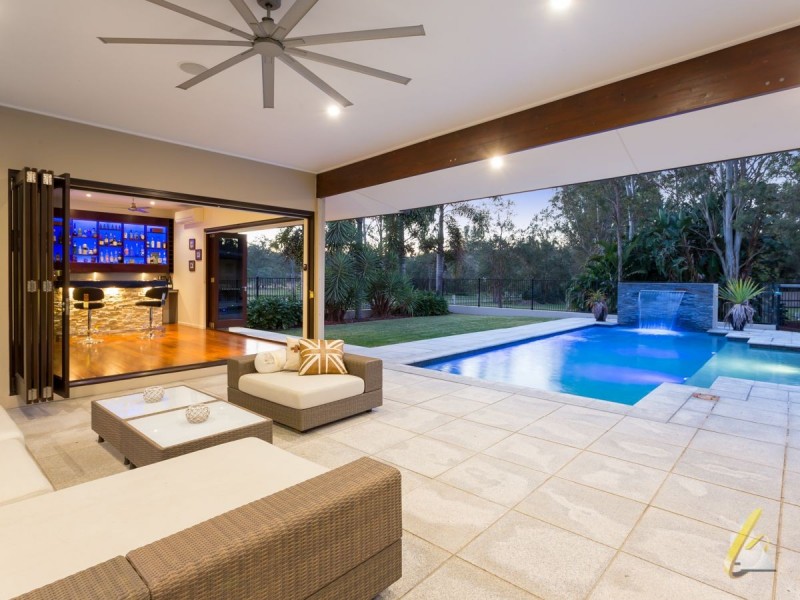 105 Riversleigh Road, Bellbowrie QLD 4070