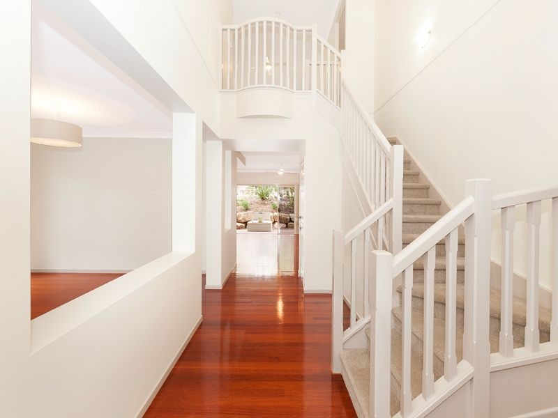 15 Walker Place, Pullenvale QLD 4069