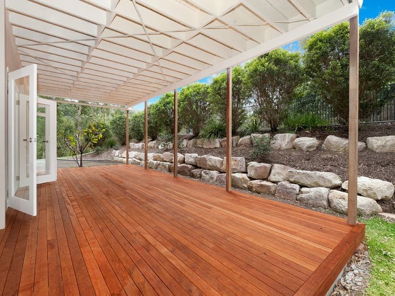 15 Walker Place, Pullenvale QLD 4069