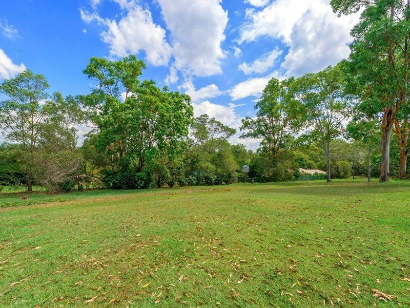 56 Triandra Place, Pullenvale QLD 4069