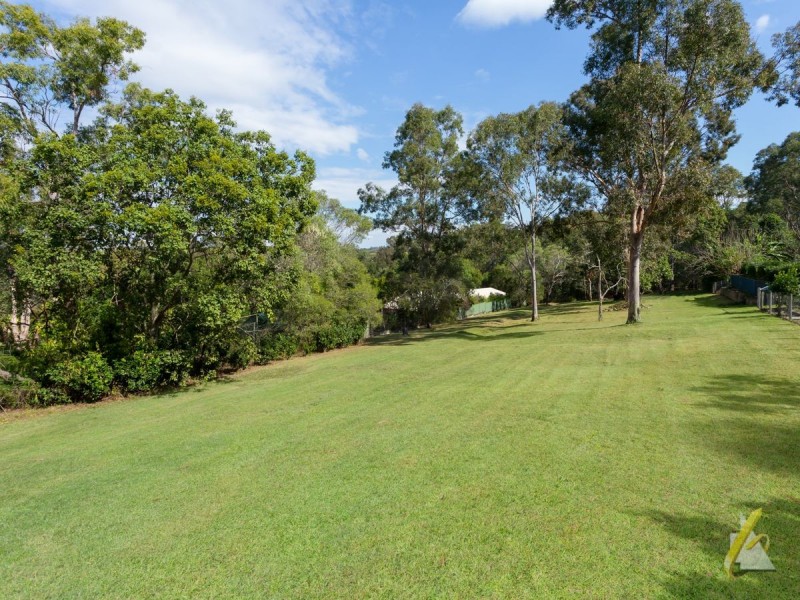 56 Triandra Place, Pullenvale QLD 4069