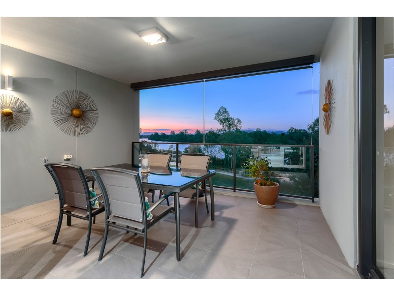 404/197 King Arthur Terrace, Tennyson QLD 4105