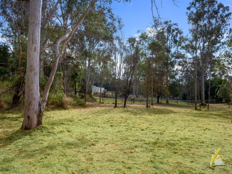 5 Riversleigh Road, Bellbowrie QLD 4070