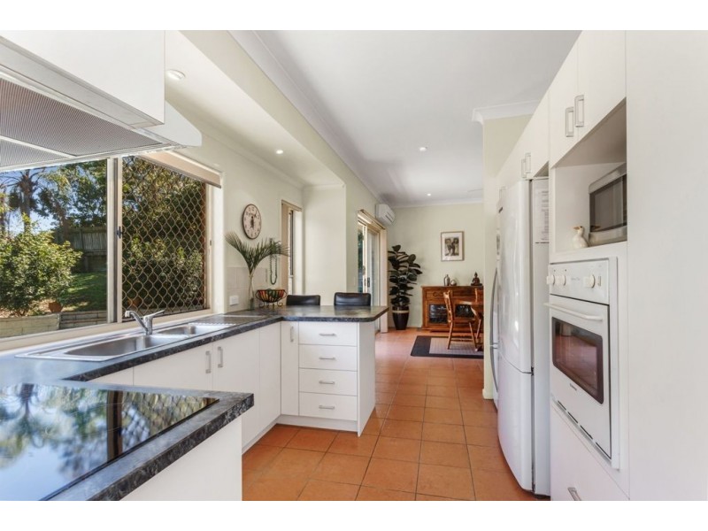 39 Cityview Road, Sinnamon Park QLD 4073