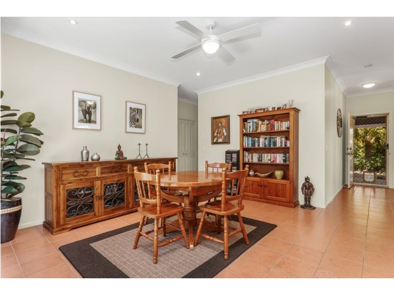 39 Cityview Road, Sinnamon Park QLD 4073