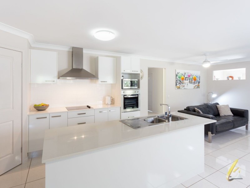 50 Kanangra Close, Karana Downs QLD 4306