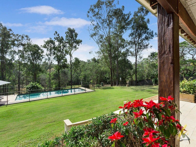 523 Grandview Road, Pullenvale QLD 4069