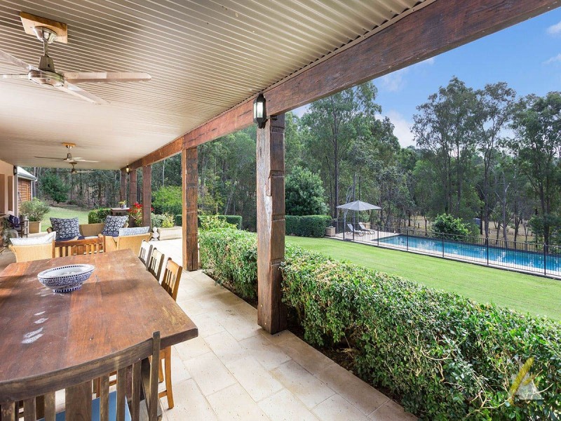 523 Grandview Road, Pullenvale QLD 4069