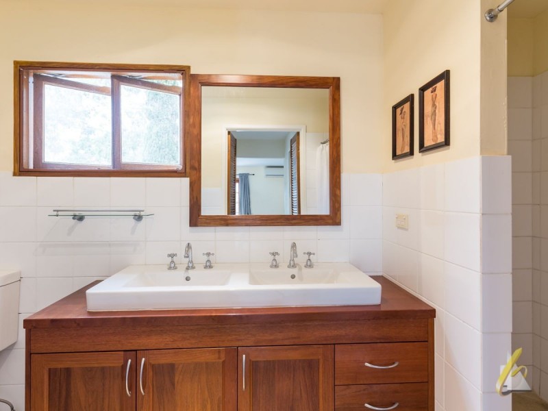 523 Grandview Road, Pullenvale QLD 4069