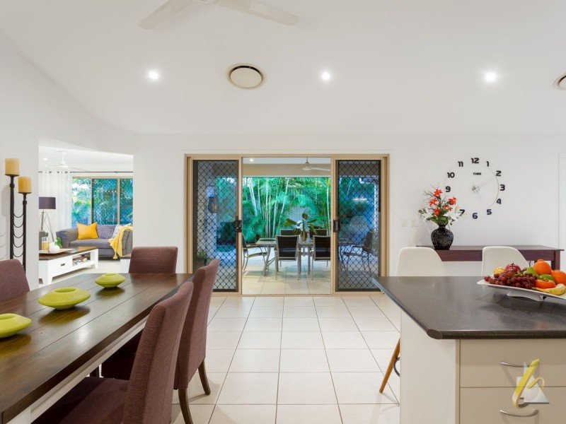 14 Nullarbor Cct, Forest Lake QLD 4078