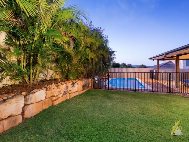 51 Grange Place, Moggill QLD 4070