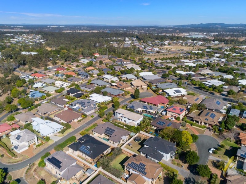 51 Grange Place, Moggill QLD 4070