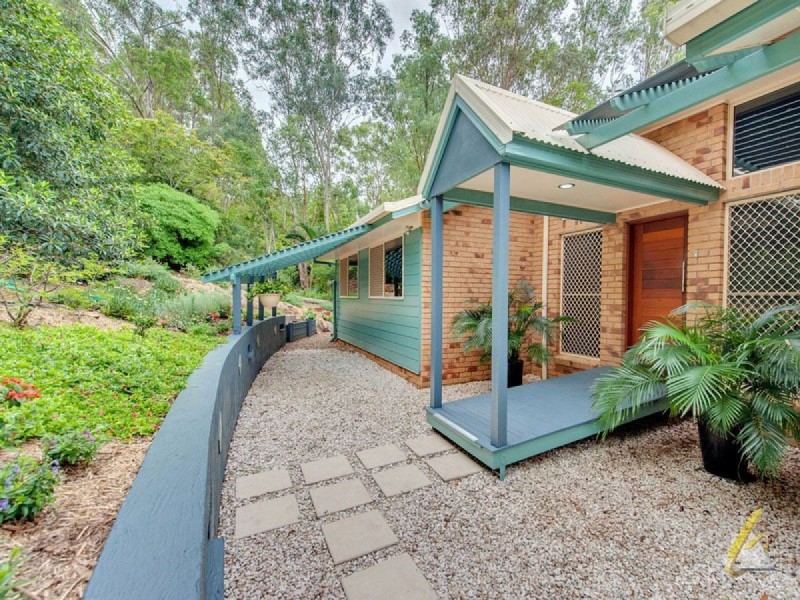 1 Kalina Pl, Karana Downs QLD 4306