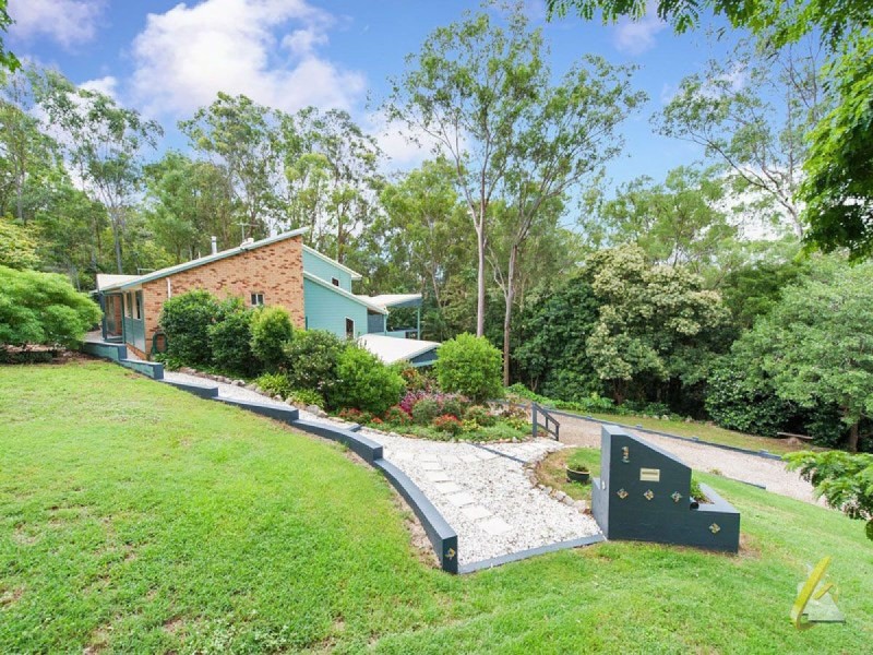 1 Kalina Place, Karana Downs QLD 4306