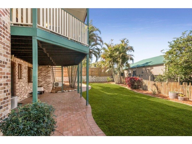 52 Barcoorah Street, Westlake QLD 4074