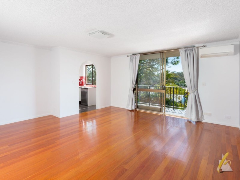 8/5 Ada Street, Taringa QLD 4068