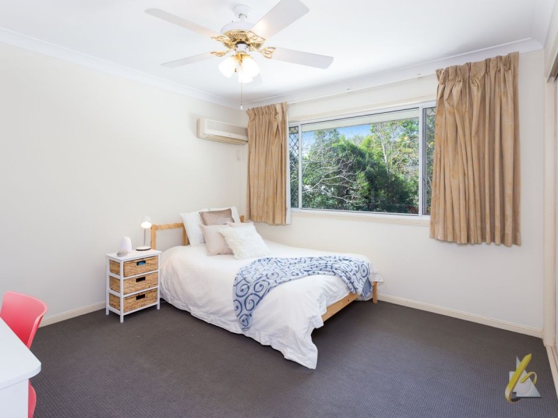 46 McConnell Crescent, Brookfield QLD 4069