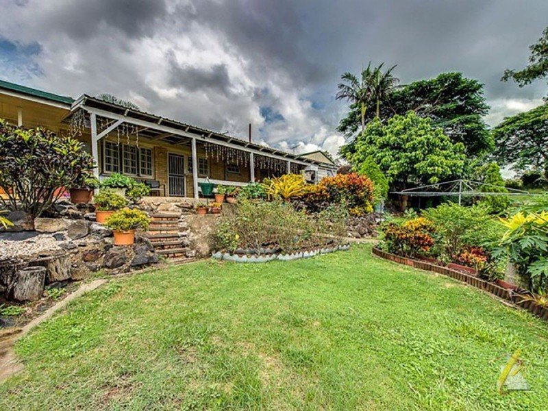 216 Old Ipswich Road, Riverview QLD 4303