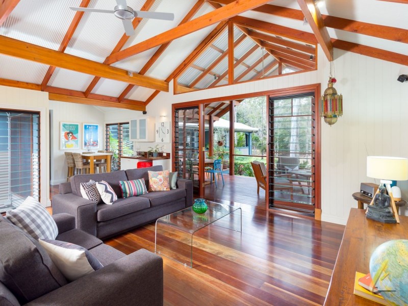 73 Airlie Road, Pullenvale QLD 4069