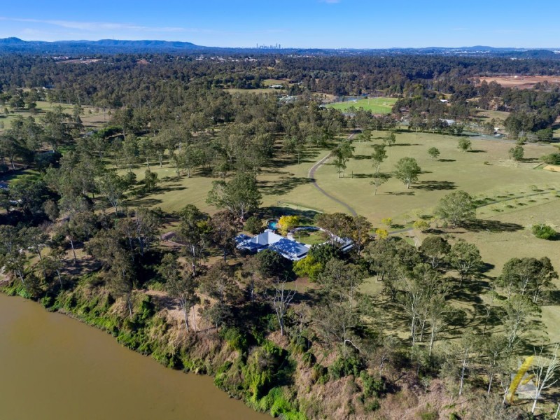 30 Hawkesbury Road, Moggill QLD 4070