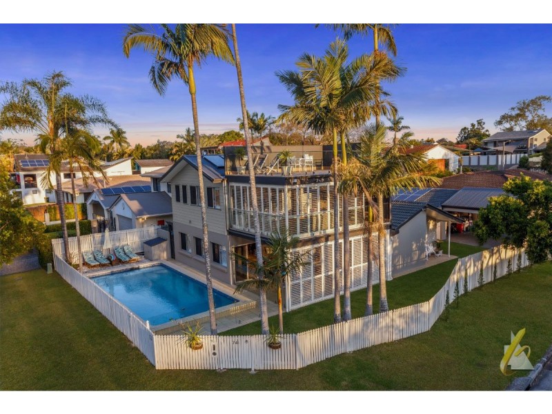 74 Mount Ommaney Drive, Jindalee QLD 4074