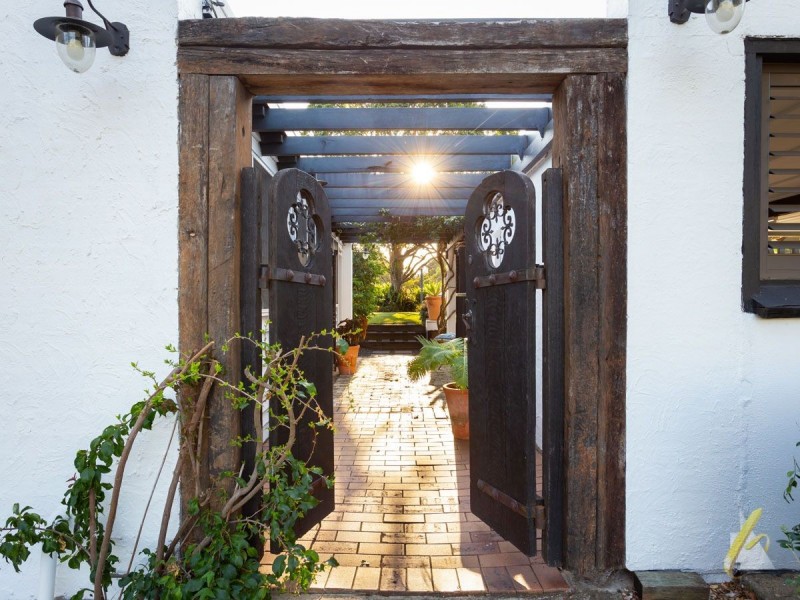 35 Samarai Street, Moggill QLD 4070