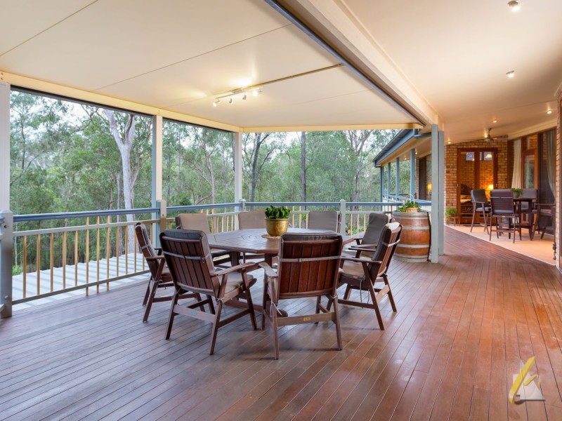 38 Eurambeen Close, Karana Downs QLD 4306