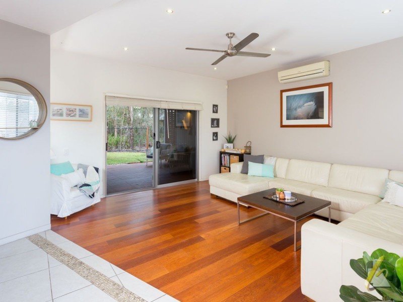 16 Uluru Pl, Forest Lake QLD 4078