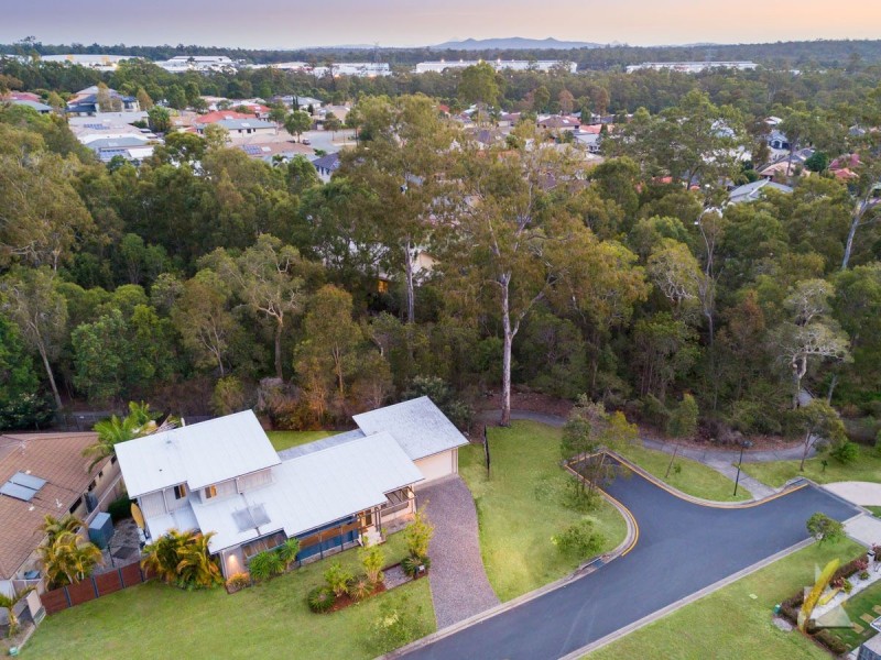 16 Uluru Pl, Forest Lake QLD 4078