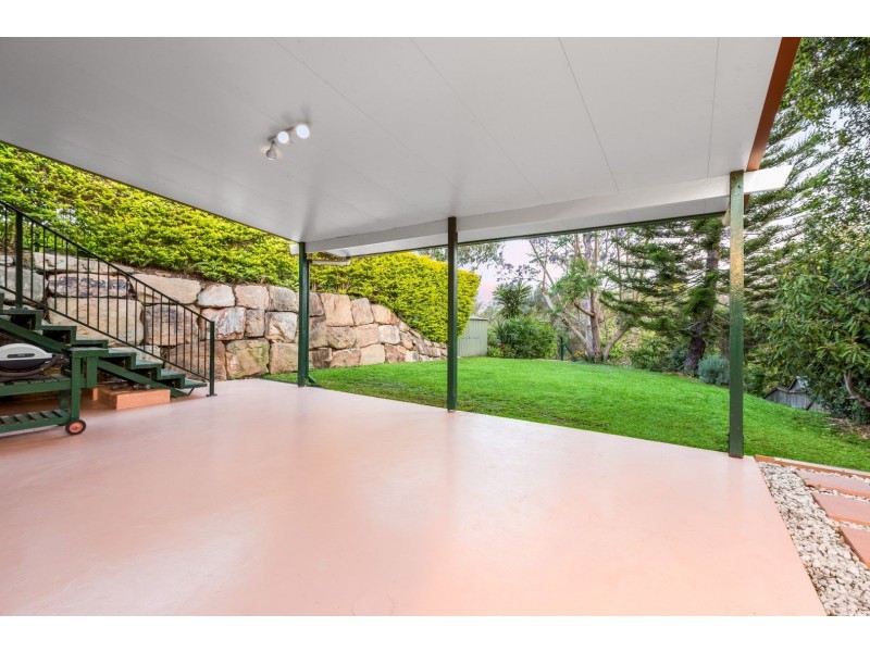 15 McConnell Crescent, Brookfield QLD 4069