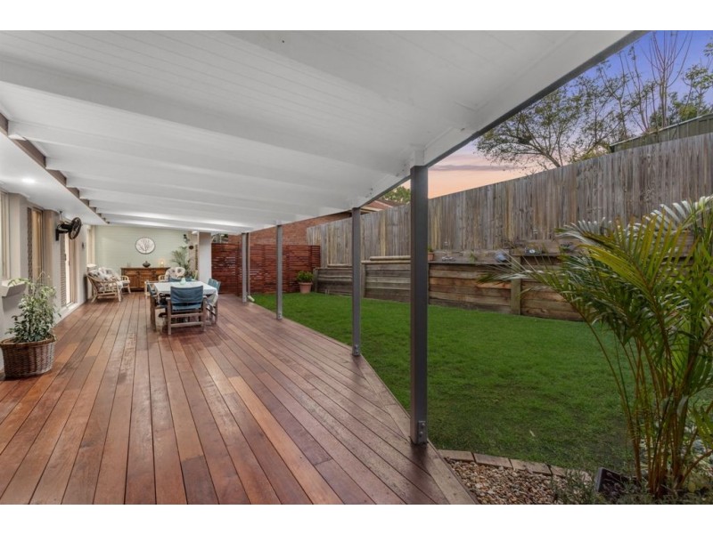 9 Rosemount Street, Sinnamon Park QLD 4073