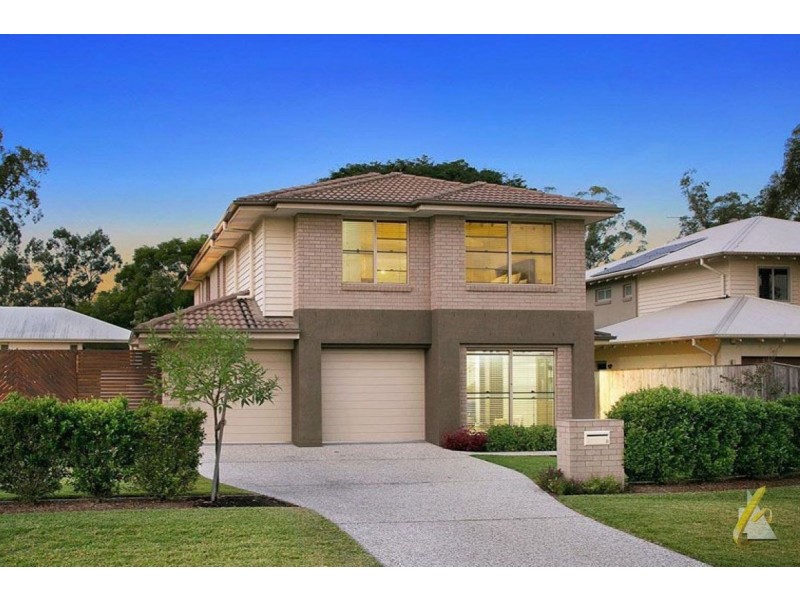 8 Lorikeet Close, Fig Tree Pocket QLD 4069