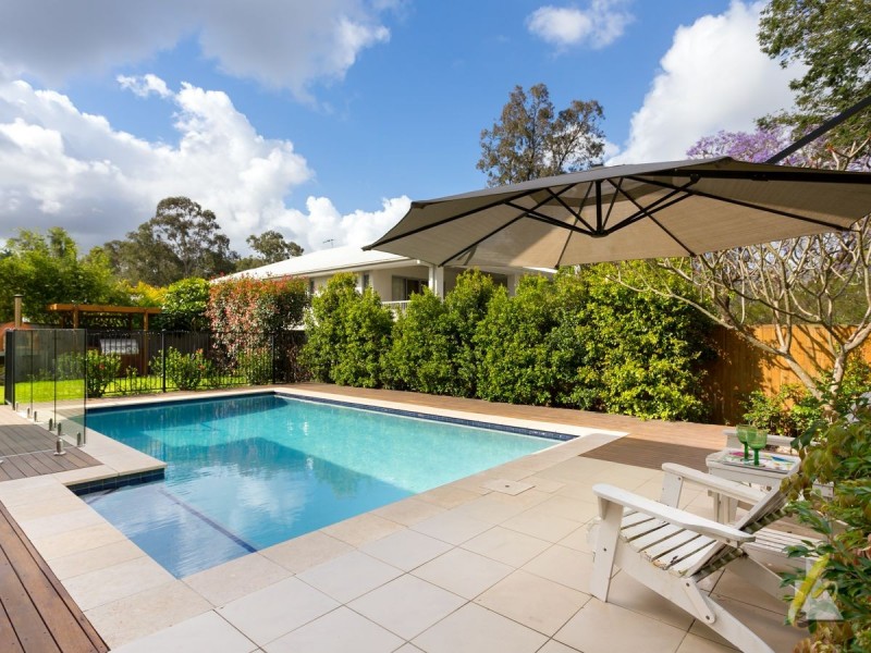 8 Lorikeet Close, Fig Tree Pocket QLD 4069