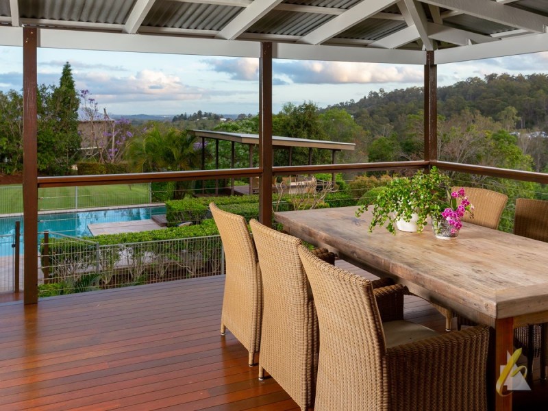 584 Grandview Road, Pullenvale QLD 4069