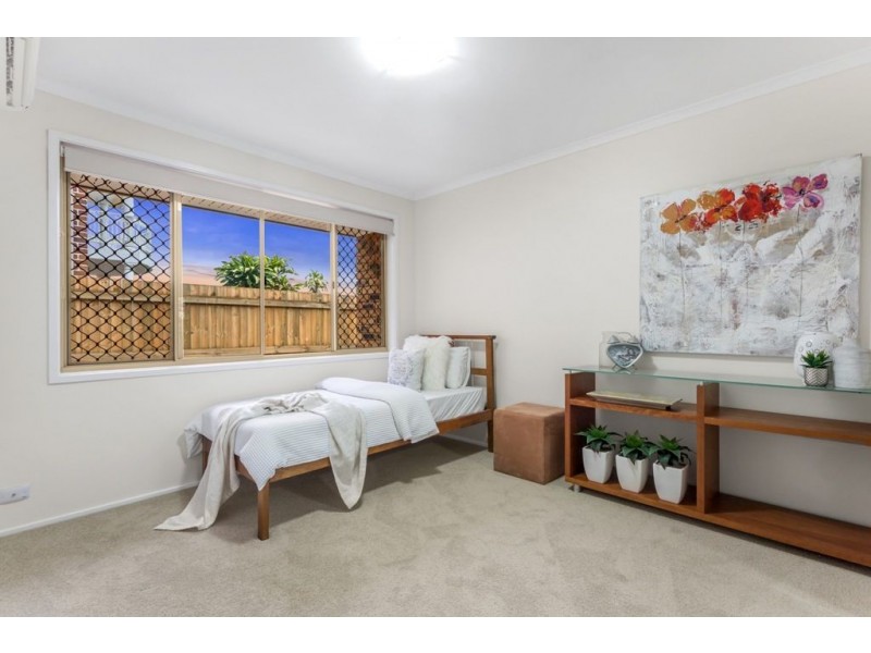 24 Baikal Place, Westlake QLD 4074